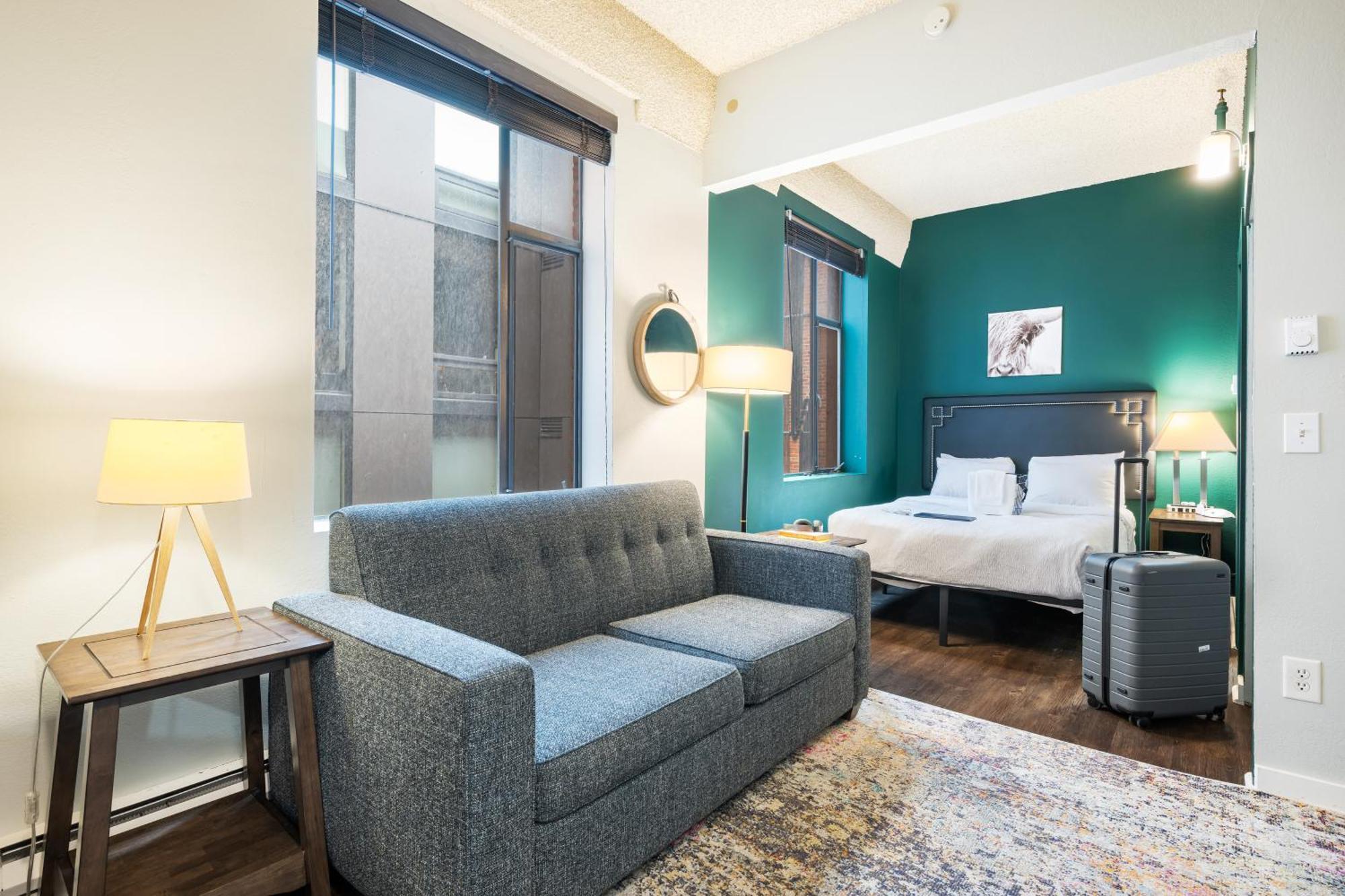 Oxford Apartment By At Mine Hospitality シアトル エクステリア 写真